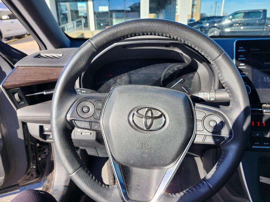 2022 Toyota Avalon XLE