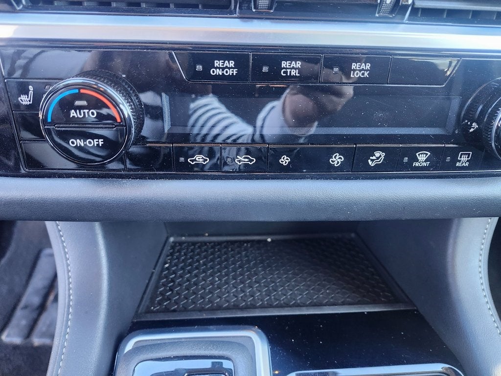 2025 Nissan Pathfinder SV FWD