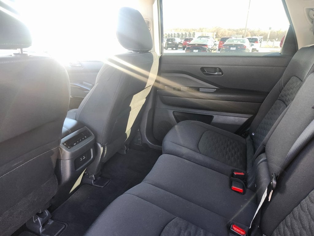 2025 Nissan Pathfinder SV FWD