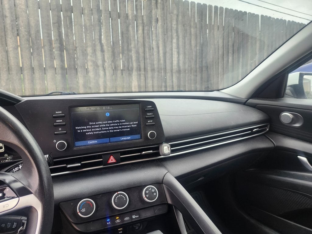 2021 Hyundai Elantra SE