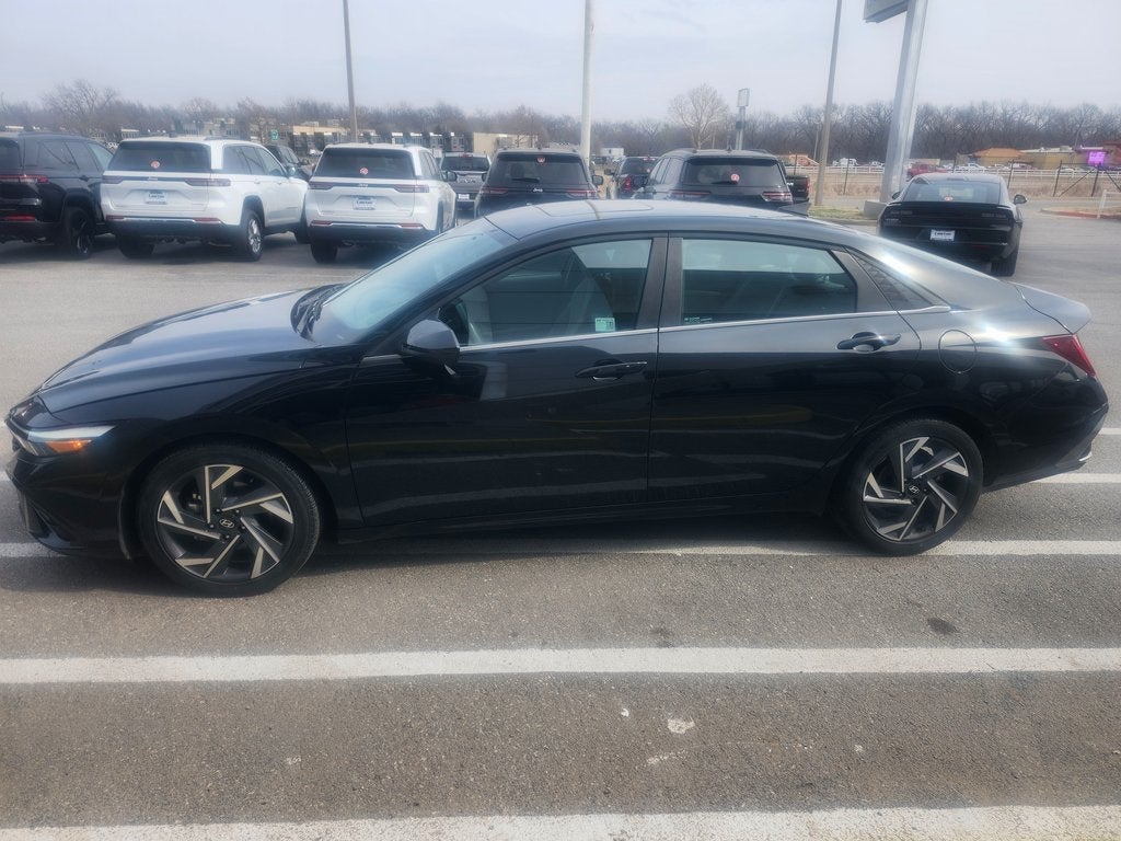 2025 Hyundai Elantra SEL Convenience