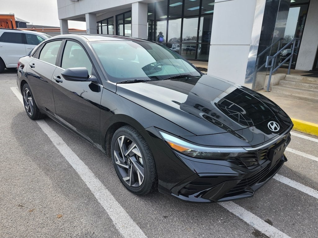 2025 Hyundai Elantra SEL Convenience