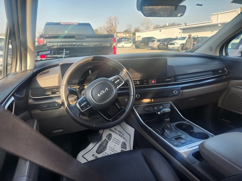 2025 Kia Carnival LXS