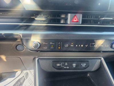 2025 Kia Carnival LXS