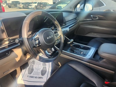 2025 Kia Carnival LXS