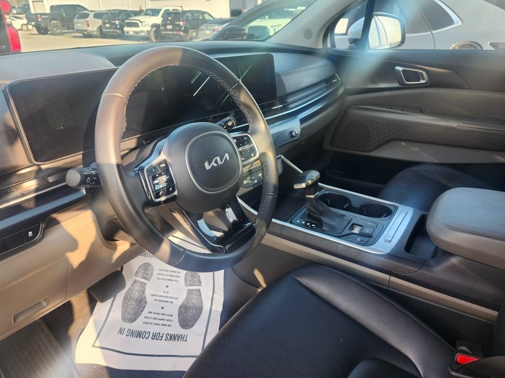 2025 Kia Carnival LXS