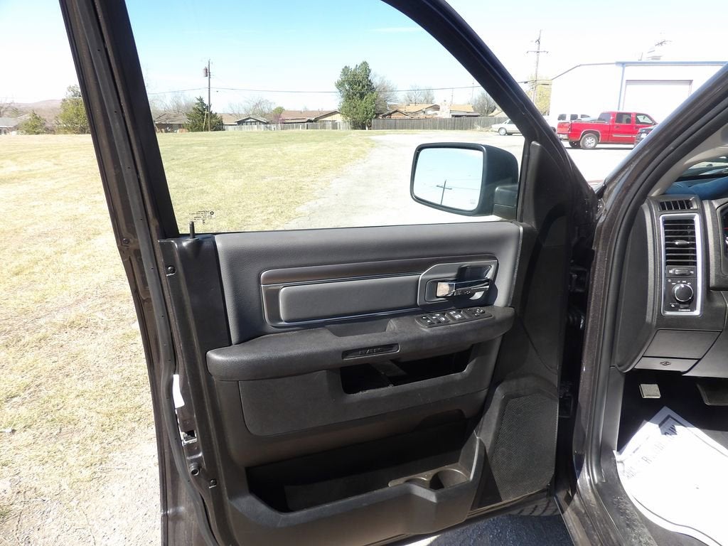 2024 RAM 1500 Classic SLT