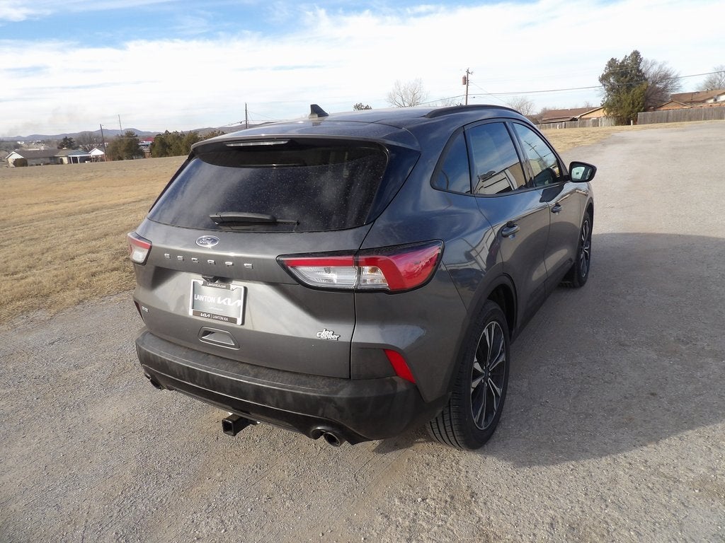 2021 Ford Escape SE