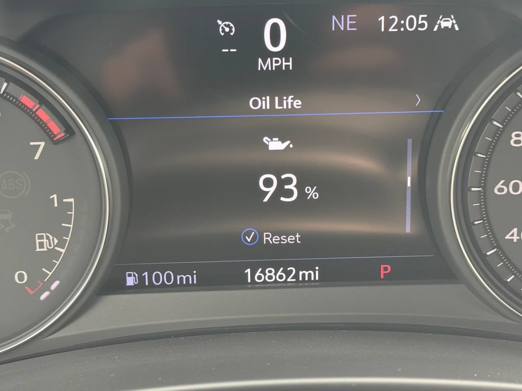 2023 Cadillac XT4 FWD Premium Luxury