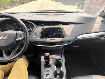 2023 Cadillac XT4 FWD Premium Luxury