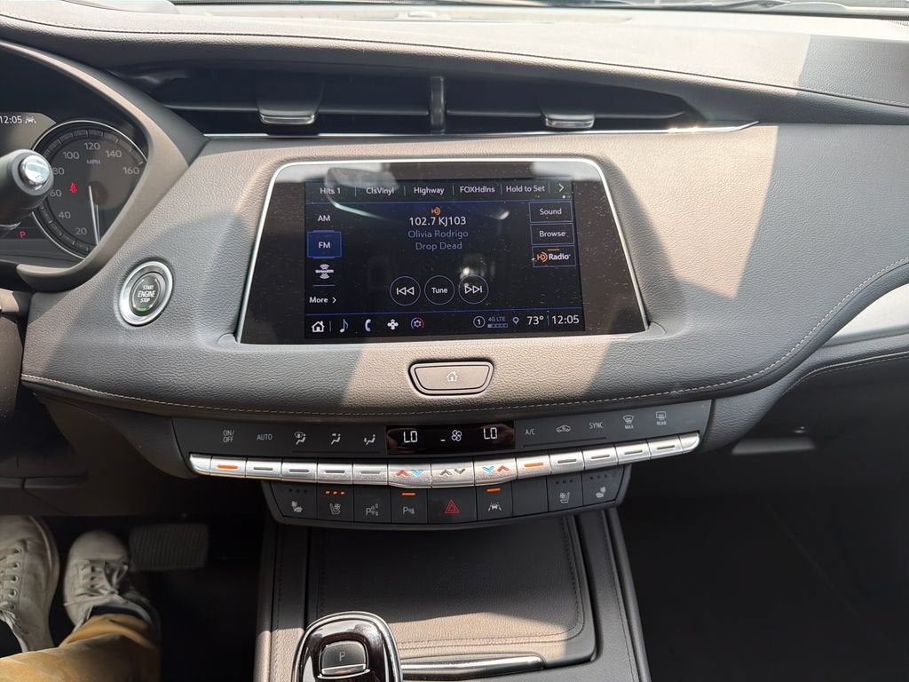 2023 Cadillac XT4 FWD Premium Luxury