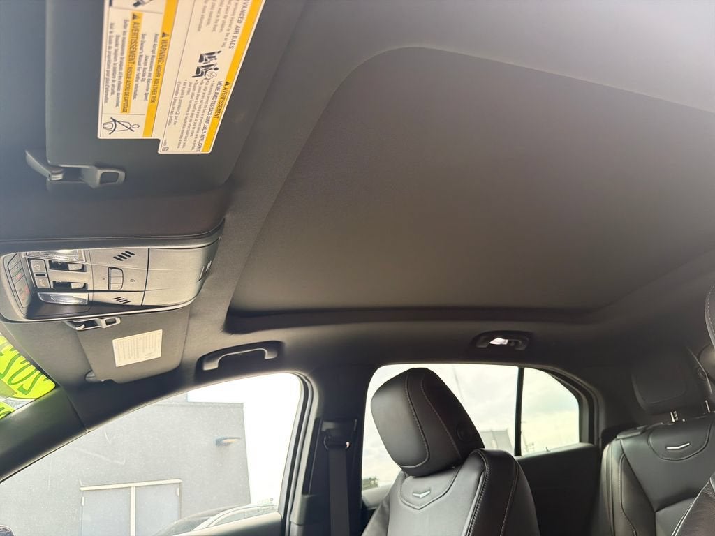 2023 Cadillac XT4 FWD Premium Luxury