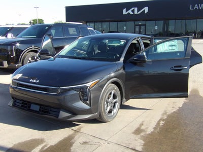 2026 Kia K4 LXS