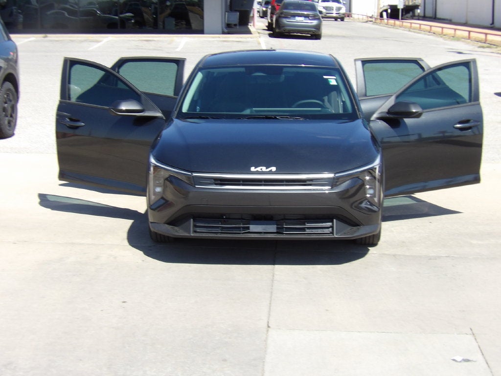 2026 Kia K4 LX