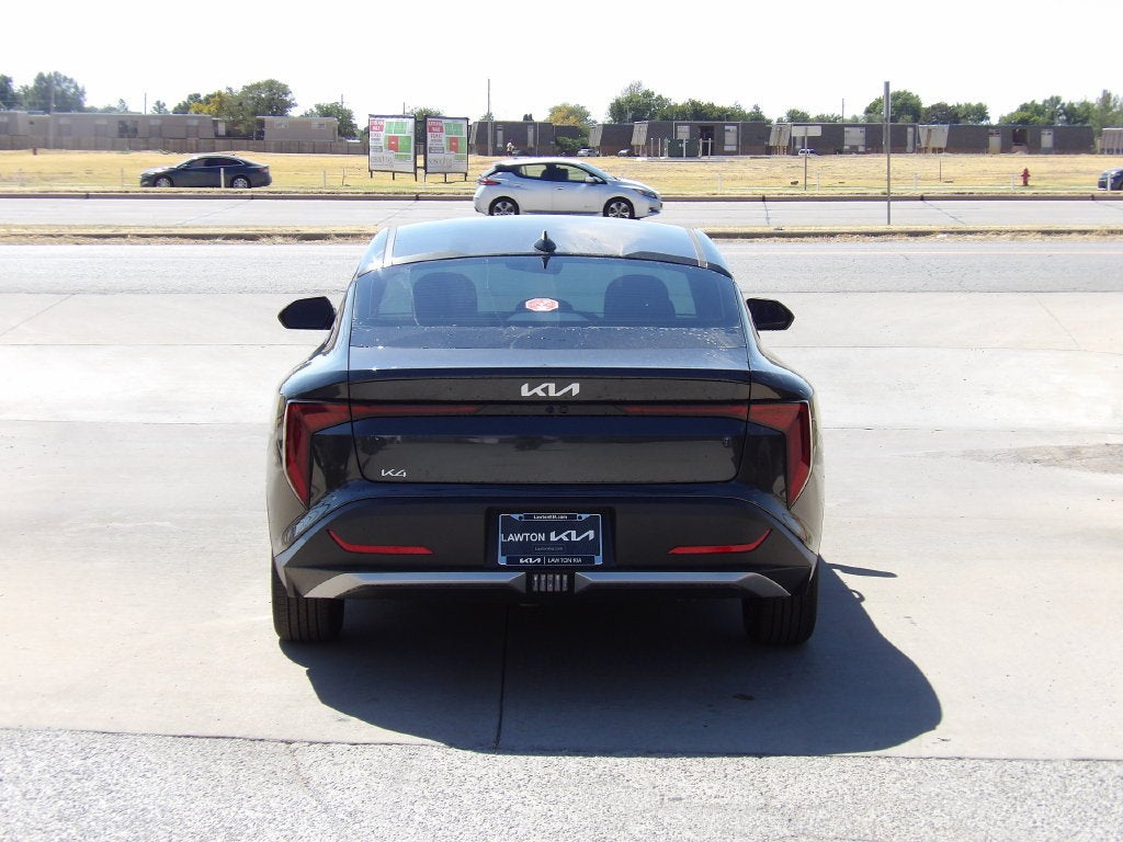2026 Kia K4 LX