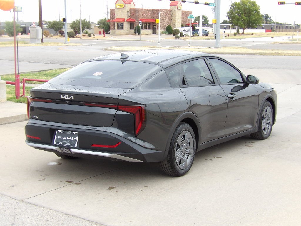 2026 Kia K4 LX