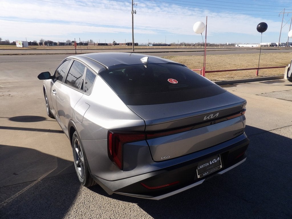 2026 Kia K4 LXS