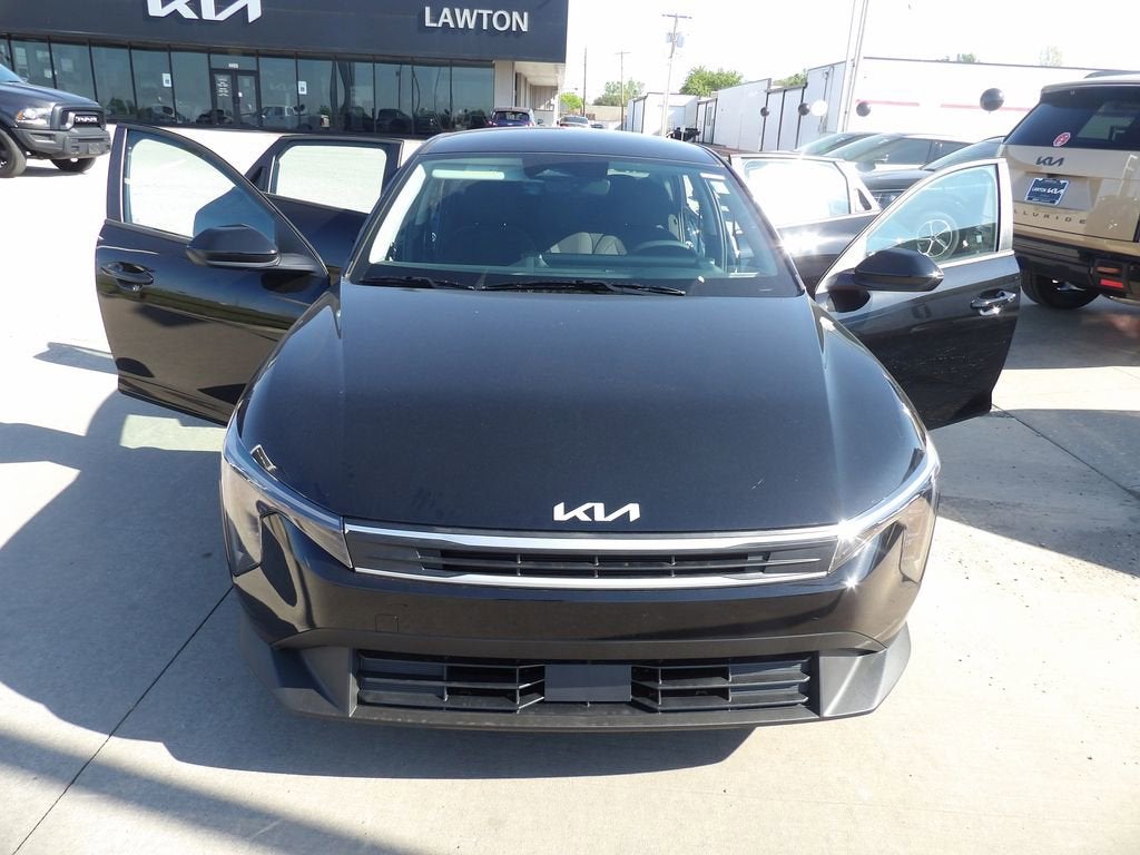 2026 Kia K4 LX