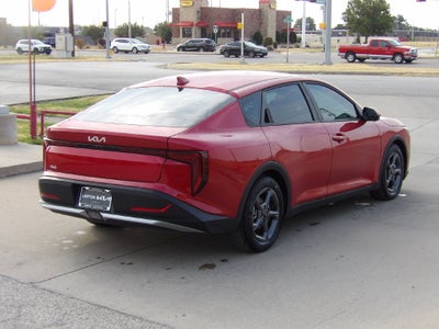 2026 Kia K4 LXS