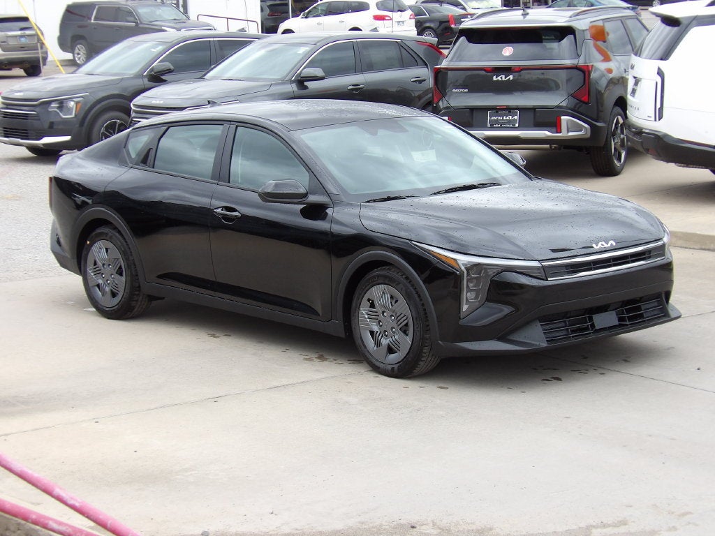 2026 Kia K4 LX