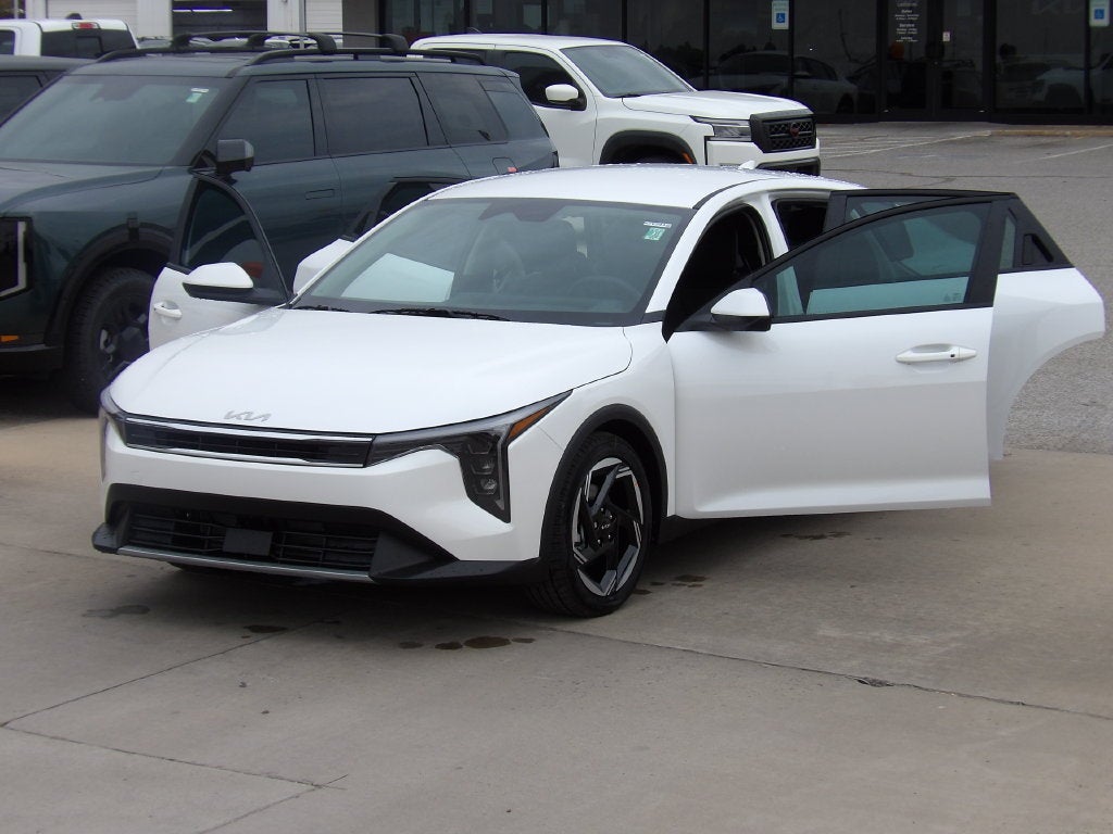 2026 Kia K4 EX