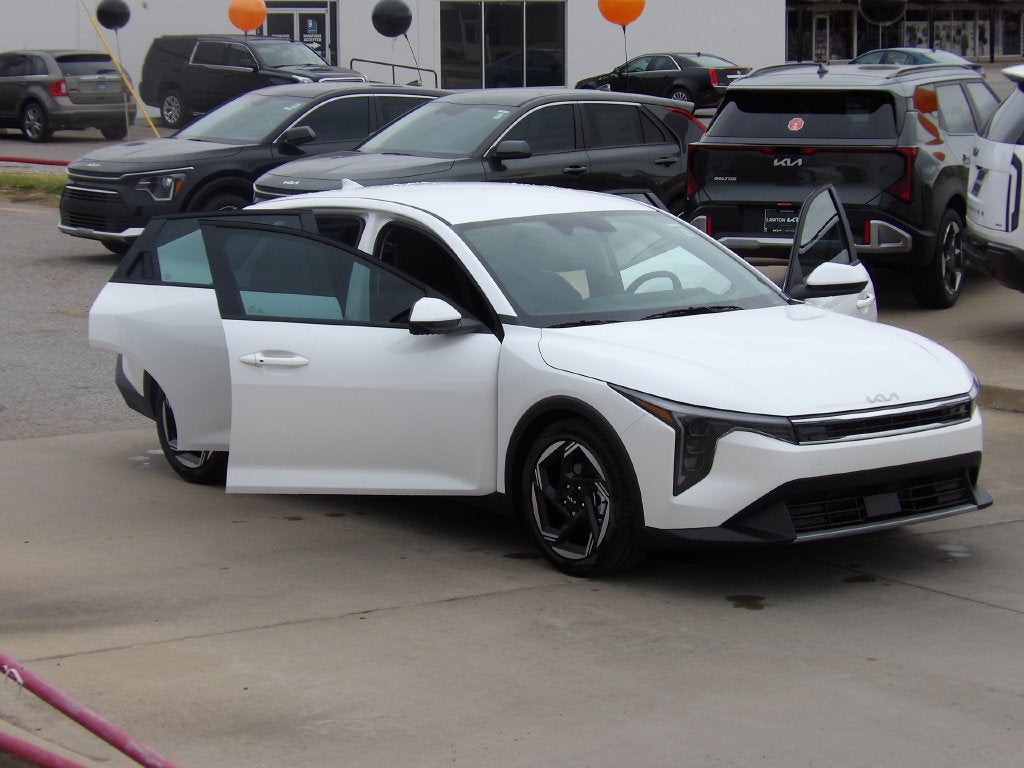 2026 Kia K4 EX