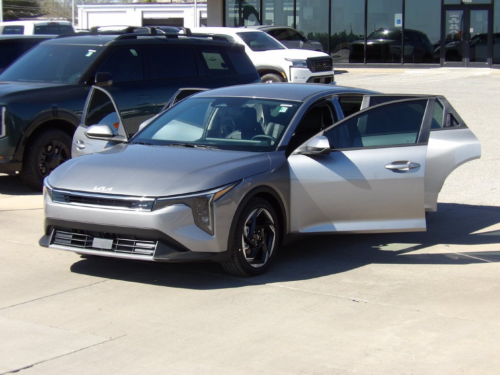 2026 Kia K4 EX