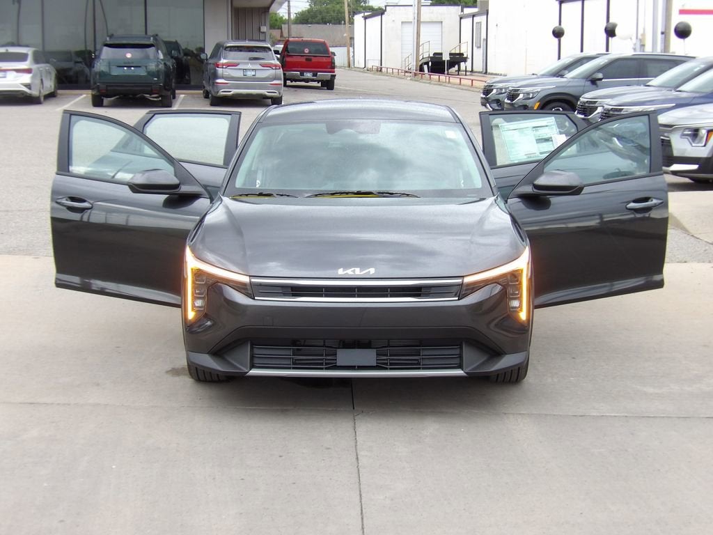 2026 Kia K4 EX