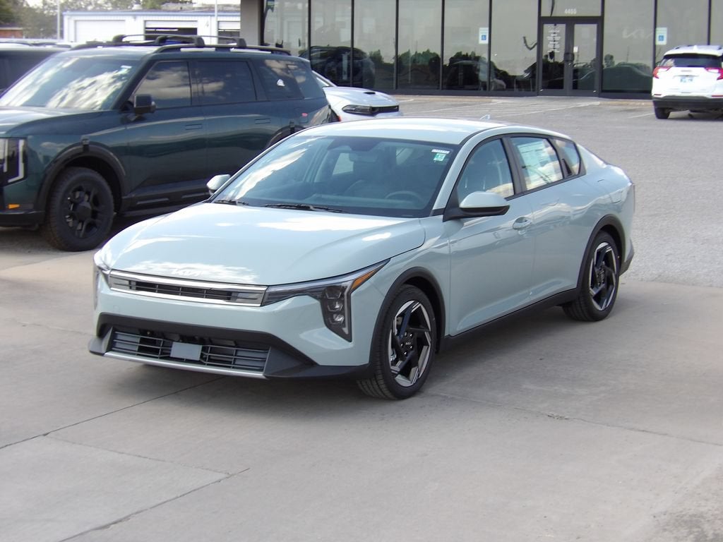 2026 Kia K4 EX