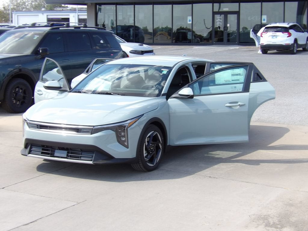 2026 Kia K4 EX