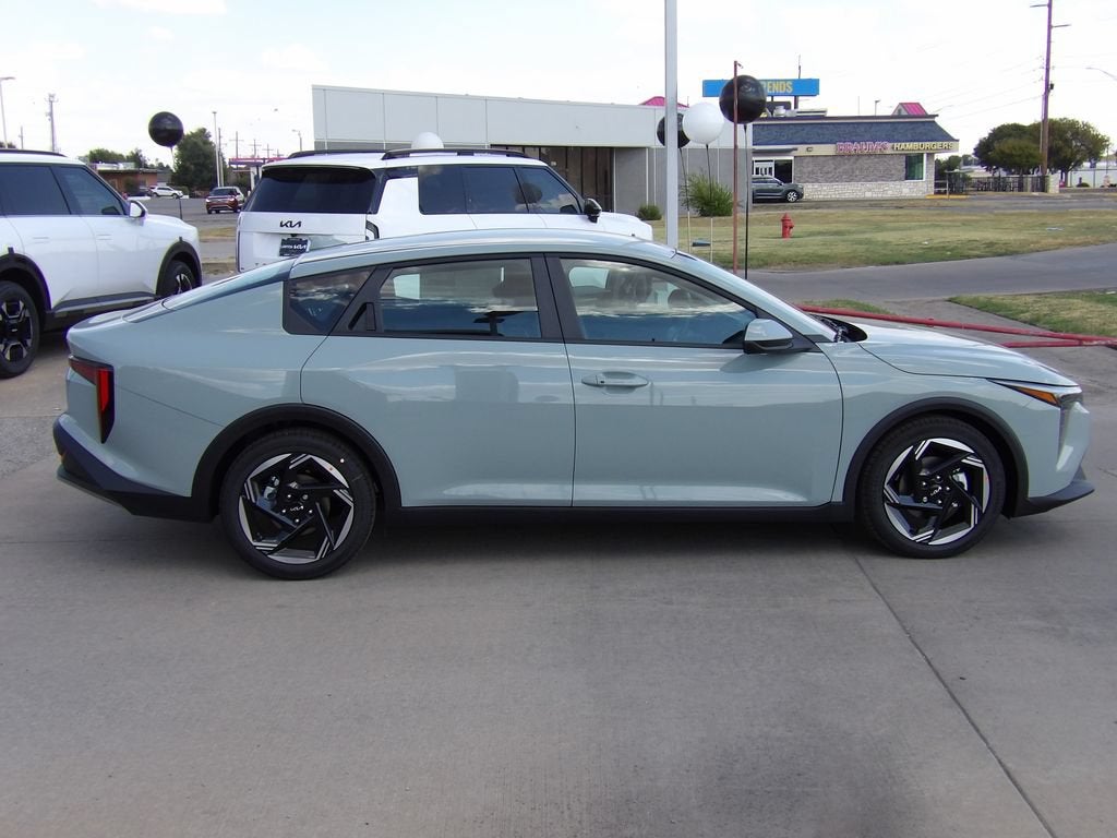 2026 Kia K4 EX