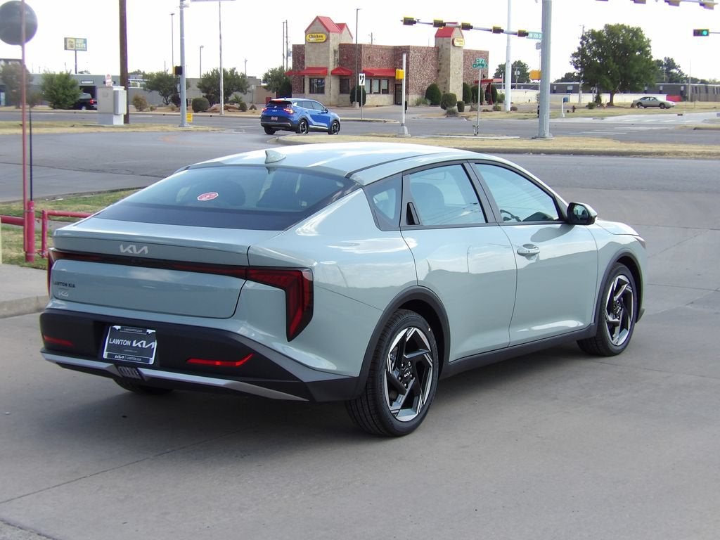 2026 Kia K4 EX