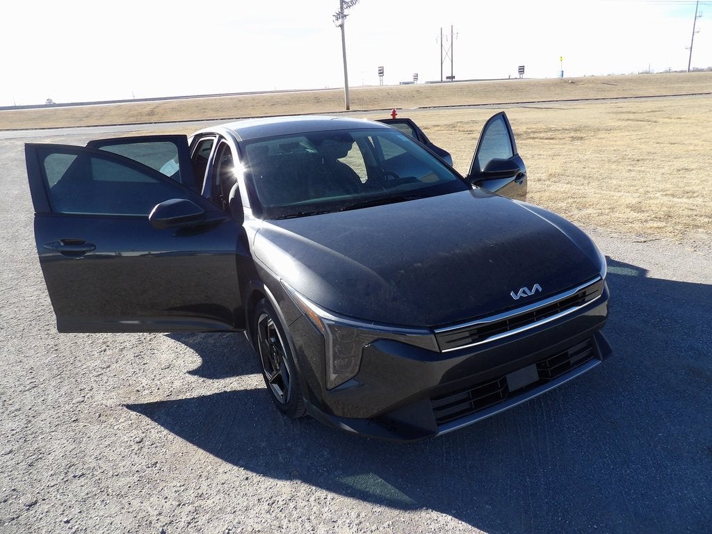 2025 Kia K4 EX