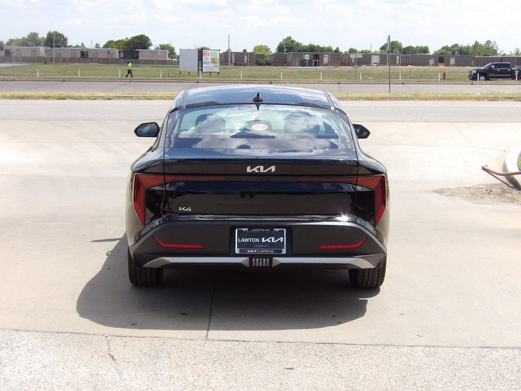 2026 Kia K4 EX