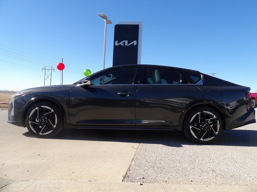 2025 Kia K4 GT-Line