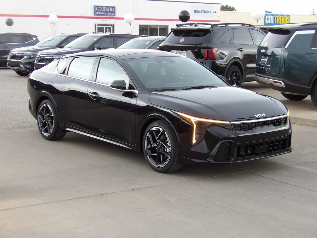 2026 Kia K4 GT-Line