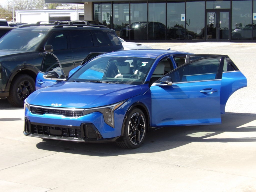 2026 Kia K4 GT-Line