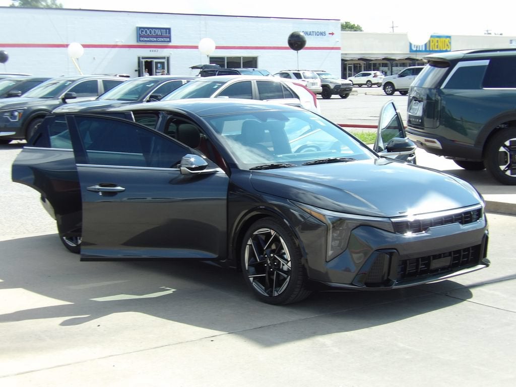 2026 Kia K4 GT-Line
