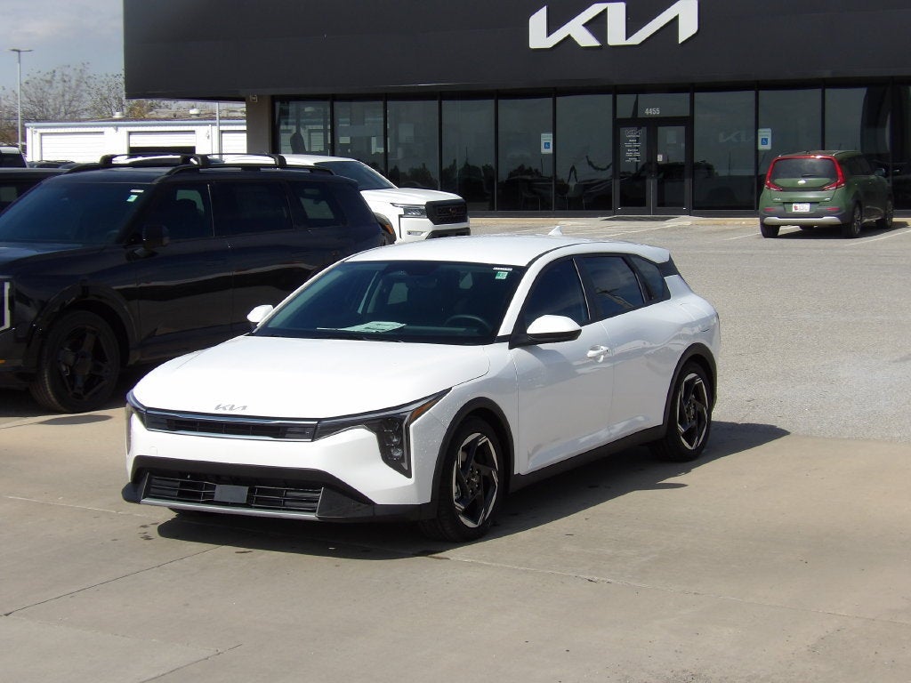 2026 Kia K4 Hatchback EX