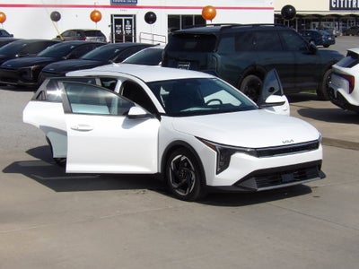 2026 Kia K4 Hatchback EX