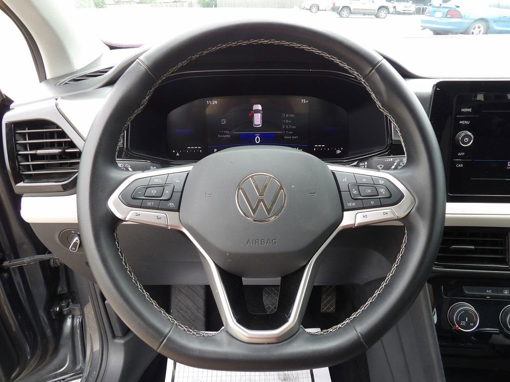 2025 Volkswagen Taos S