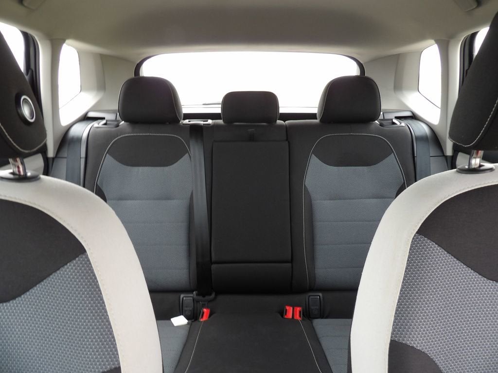 2025 Volkswagen Taos S