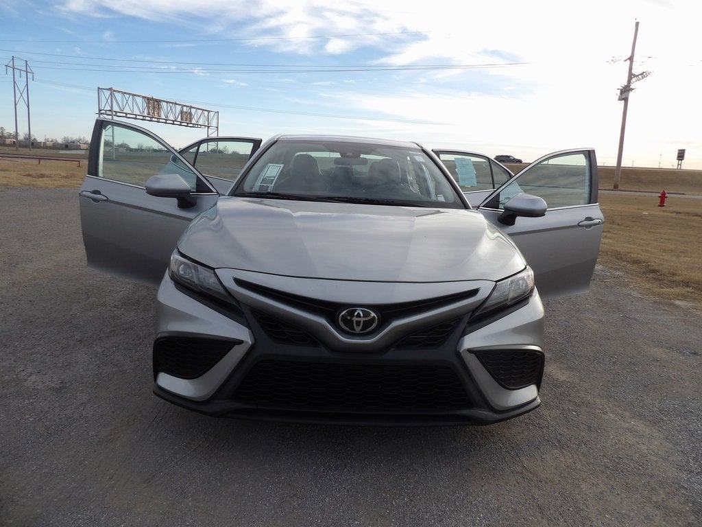 2021 Toyota Camry SE