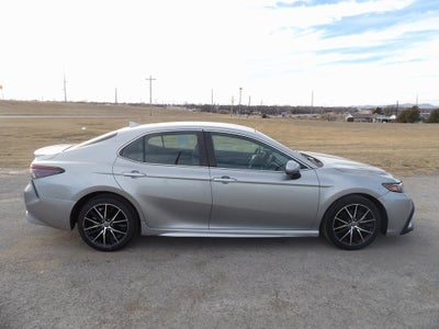 2021 Toyota Camry SE