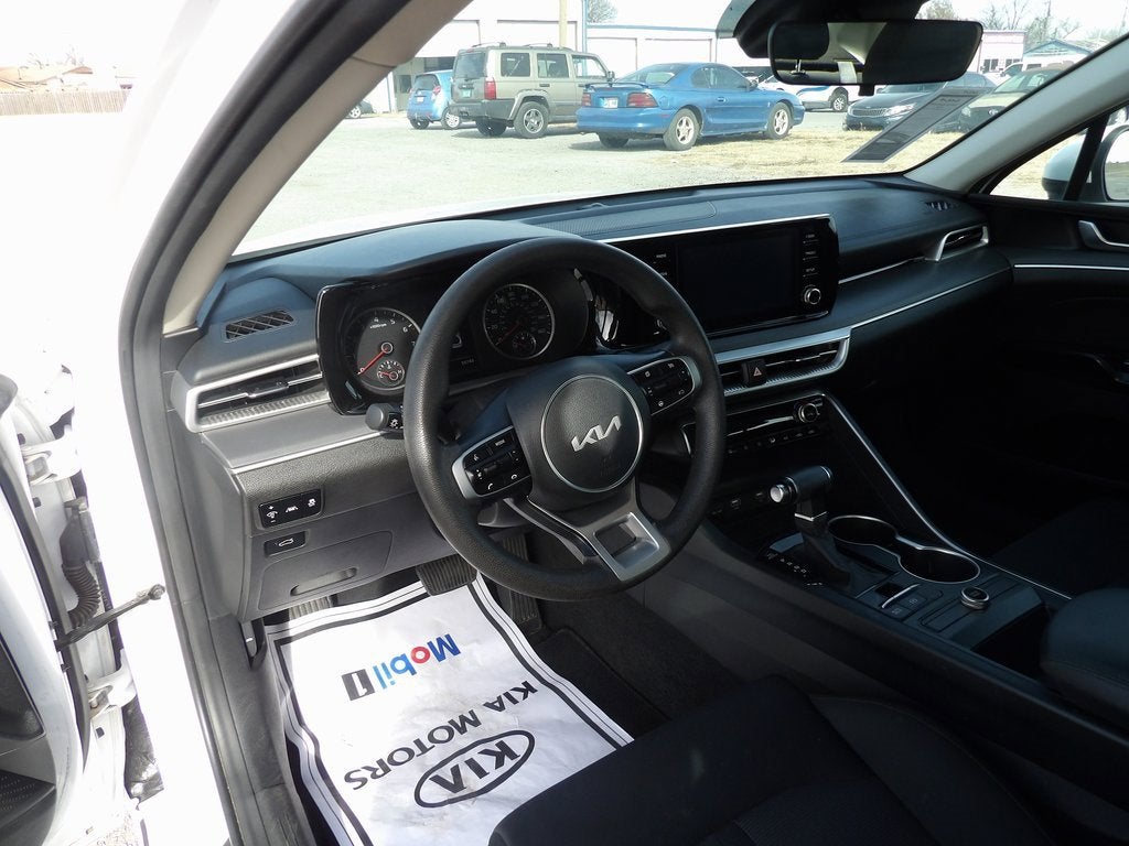 2023 Kia K5 LXS