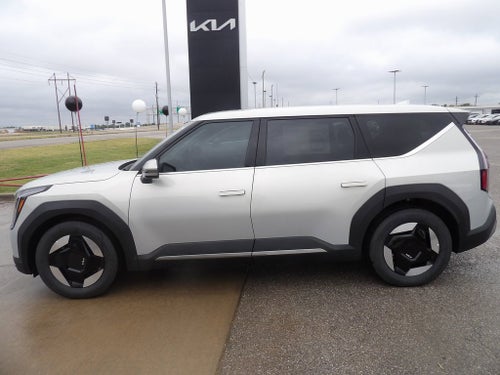 2026 Kia EV9 Light Long Range