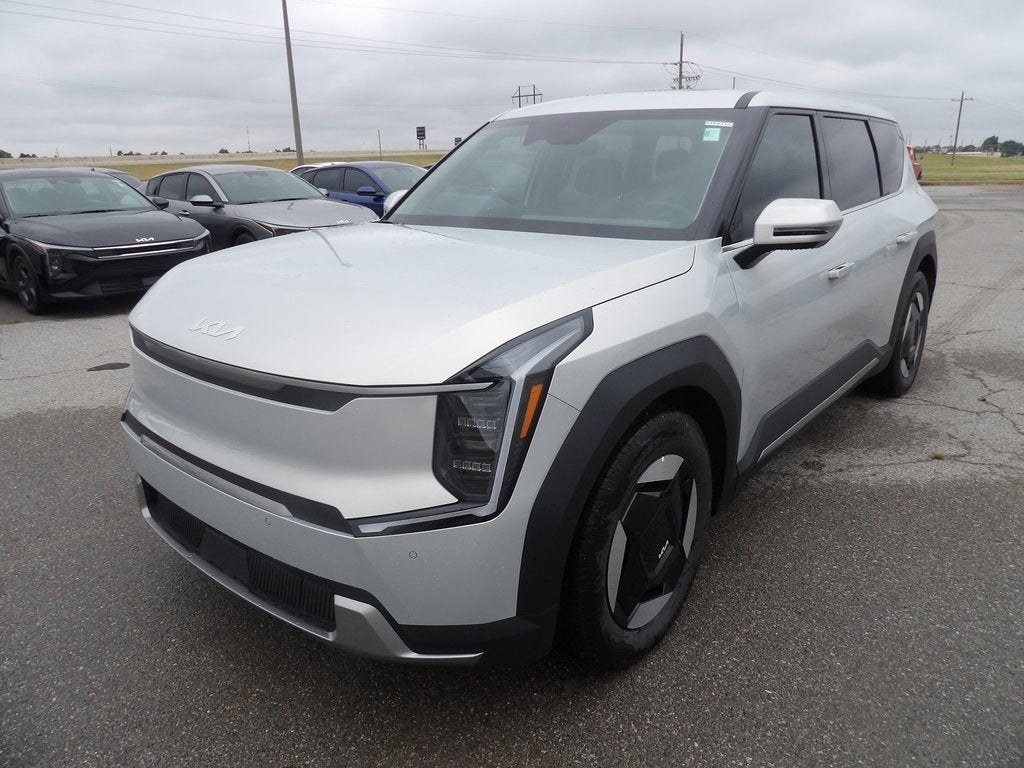 2026 Kia EV9 Light Long Range