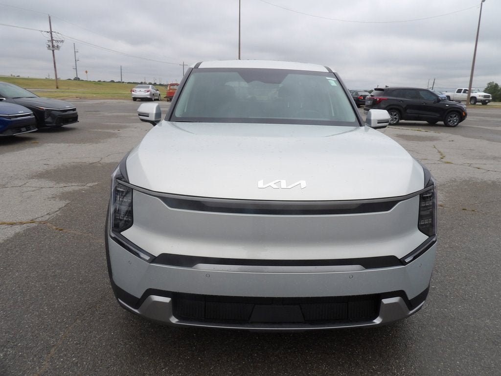 2026 Kia EV9 Light Long Range