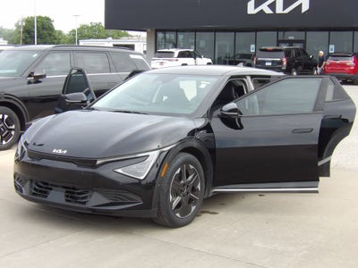 2025 Kia EV6 Light Long Range