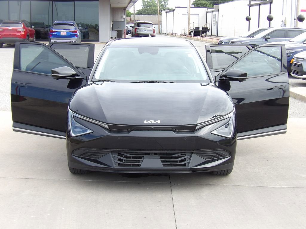 2025 Kia EV6 Light Long Range